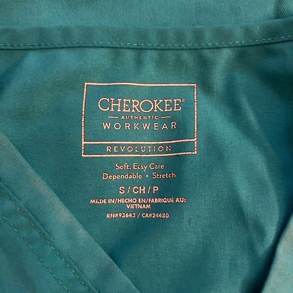 Cherokee Turquoise Blue Scrub Set - Picture 5 of 6